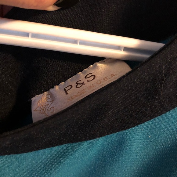 Teal scoop neck dress - Picture 2 of 3